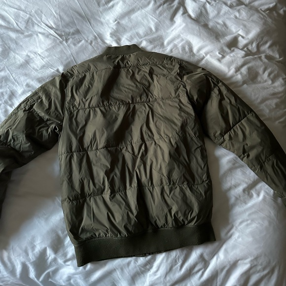 Jacket - Picture 2 of 4
